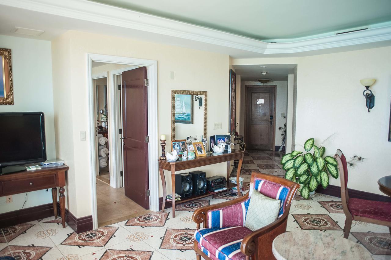 Palmyra Luxury Beach Condos Montego Bay Buitenkant foto