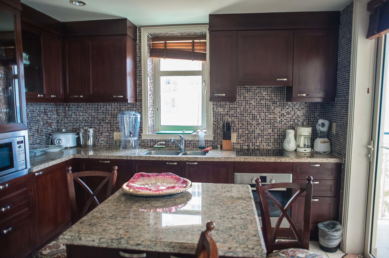 Palmyra Luxury Beach Condos Montego Bay Buitenkant foto