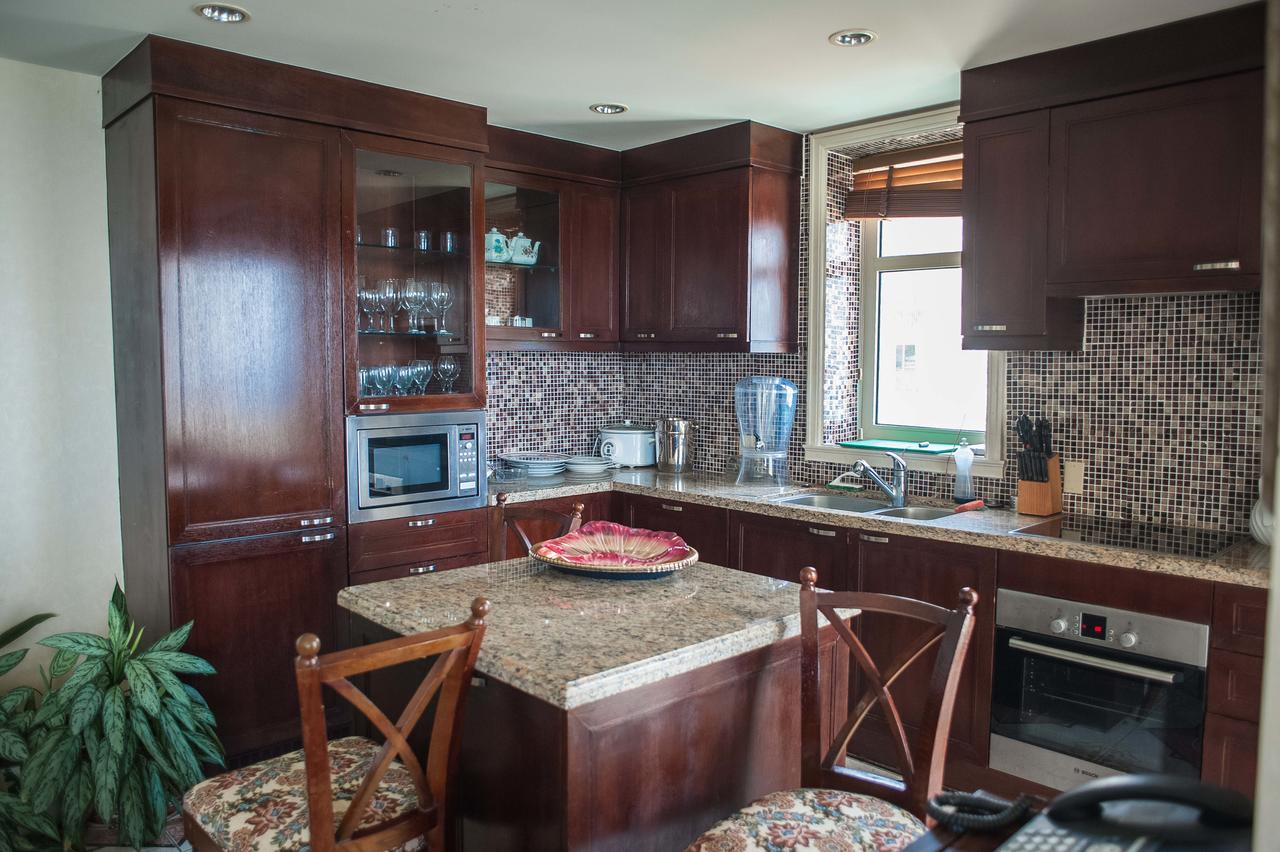 Palmyra Luxury Beach Condos Montego Bay Buitenkant foto